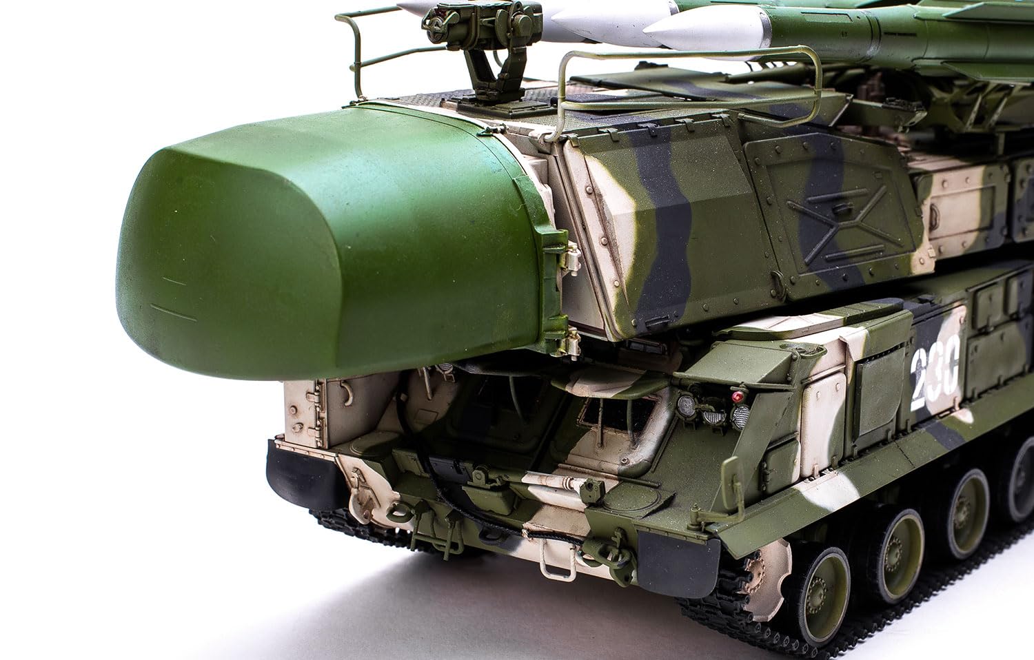 Amazon | モンモデル 1/35 ロシア 9K37M1 ブーク 防空ミサイルシステム